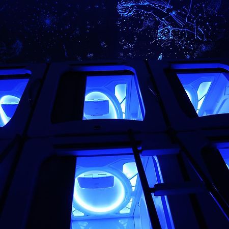 Subspace Hostel Zagreb Exterior photo