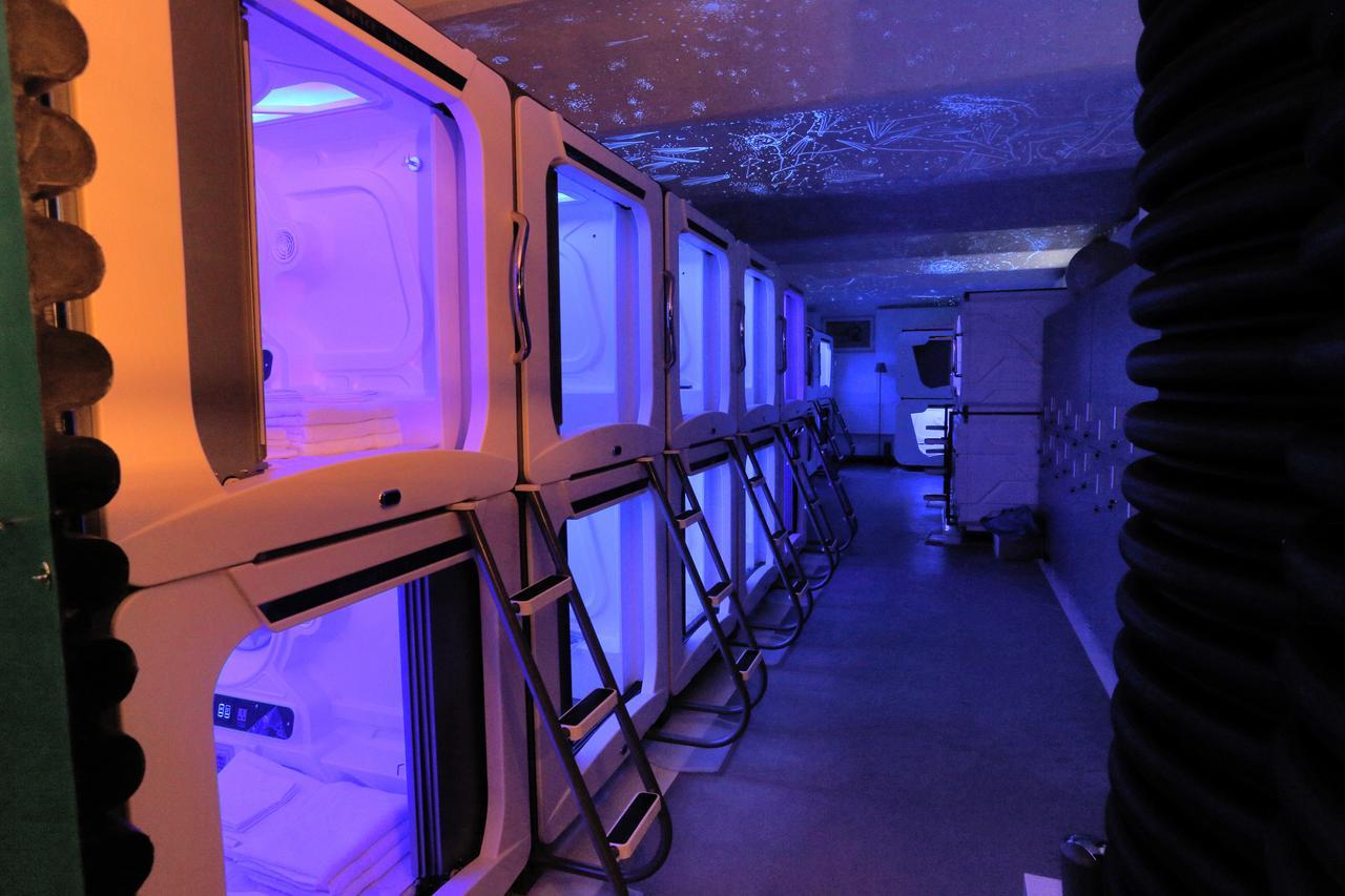 Subspace Hostel Zagreb Exterior photo