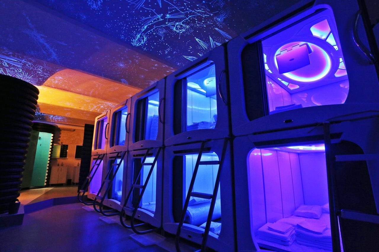 Subspace Hostel Zagreb Exterior photo