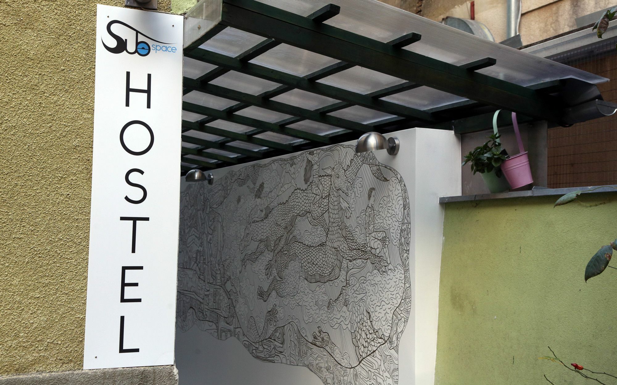 Subspace Hostel Zagreb Exterior photo