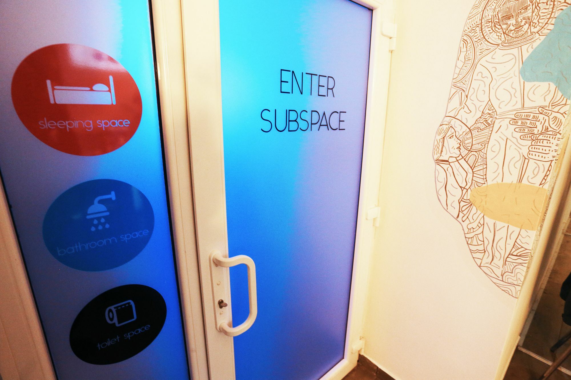 Subspace Hostel Zagreb Exterior photo
