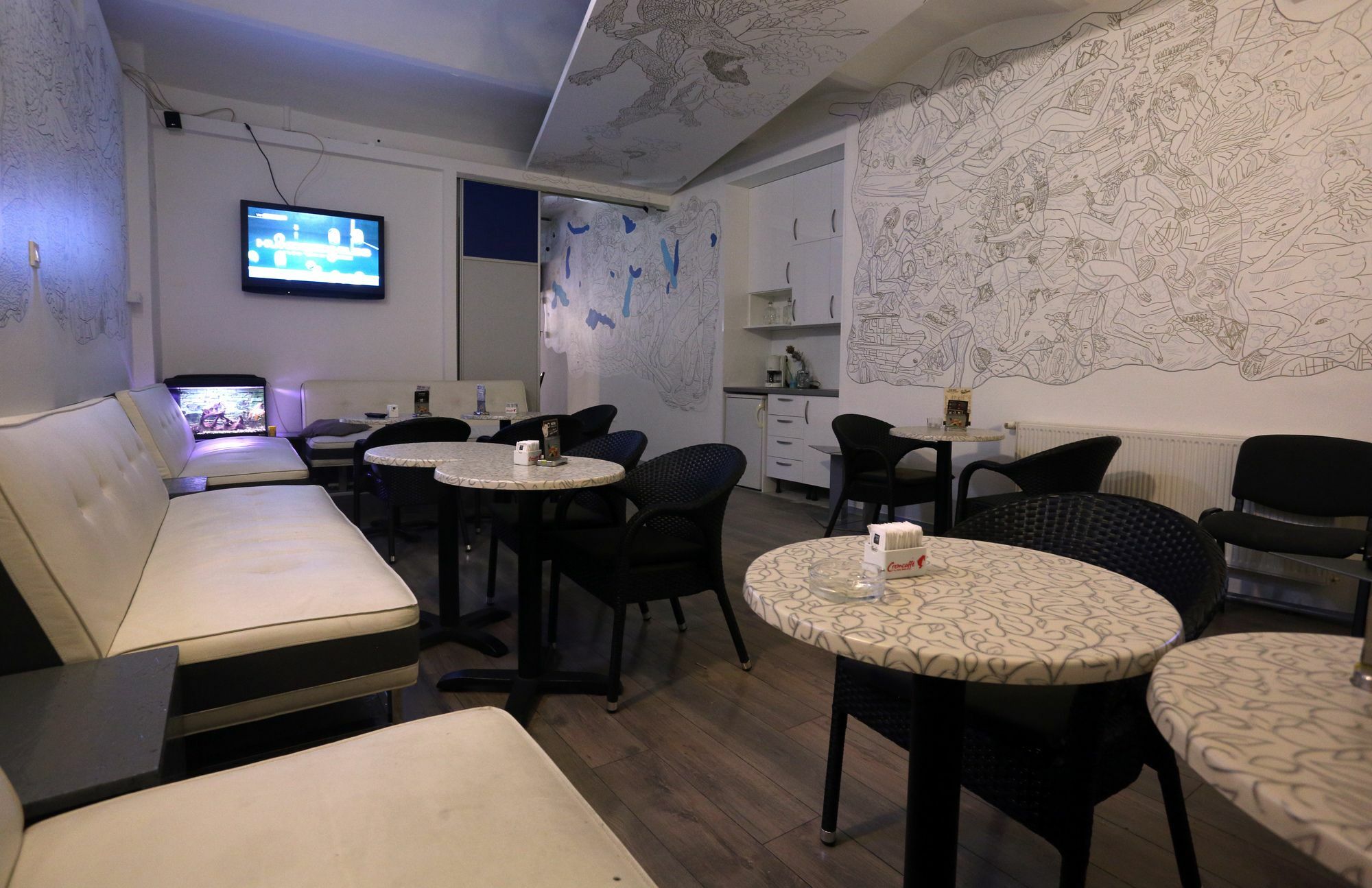 Subspace Hostel Zagreb Exterior photo