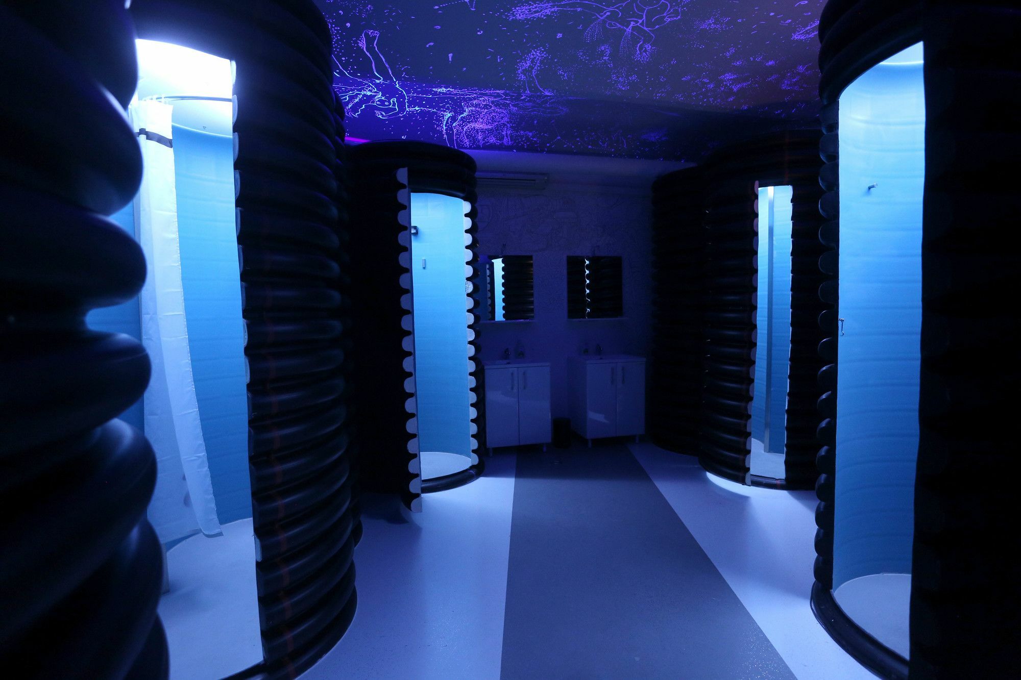 Subspace Hostel Zagreb Exterior photo
